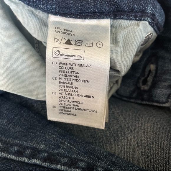 &Denim by H&M Skinny Regular Waist Dark Wash Lightly Distressed Stretch Jeans 18 - Picture 12 of 16